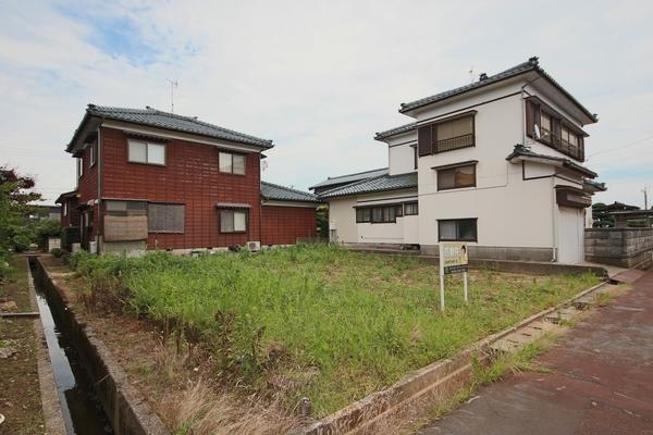 燕市吉田弥生町の土地