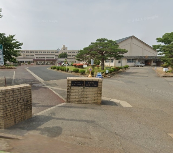 秋葉区吉岡町1号棟 新築戸建(新潟市立新津第一幼稚園)