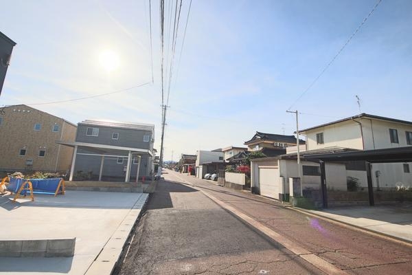 秋葉区吉岡町1号棟　新築戸建