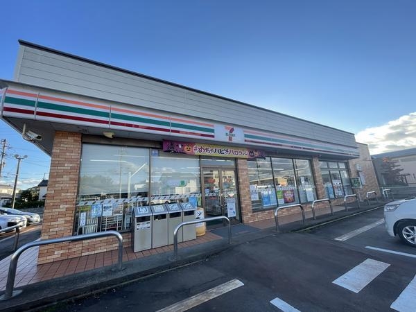 三条市南四日町4丁目の中古一戸建て(セブンイレブン三条東本成寺店)