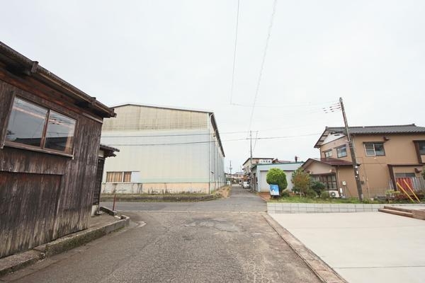 新発田市東新町２丁目の新築一戸建