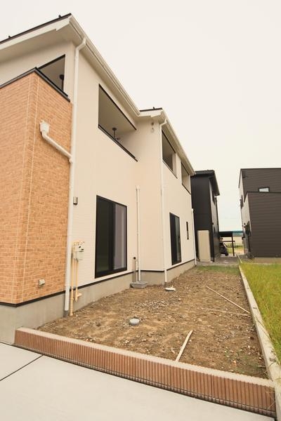 新発田市中曽根町１丁目の新築一戸建