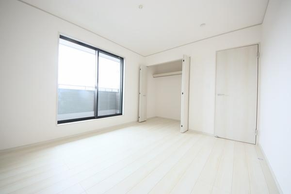 燕市井土巻４丁目の新築一戸建