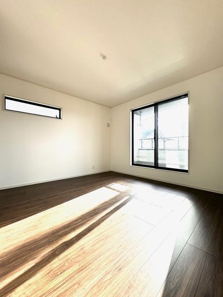 燕市井土巻４丁目の新築一戸建