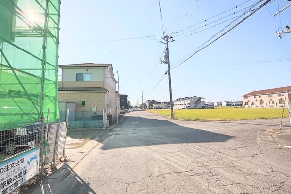 燕市井土巻４丁目の新築一戸建