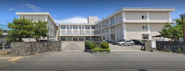 新潟市江南区亀田中島2丁目の中古一戸建て(新潟県立新潟向陽高校)