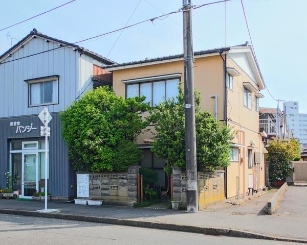 新潟市中央区夕栄町の中古一戸建て