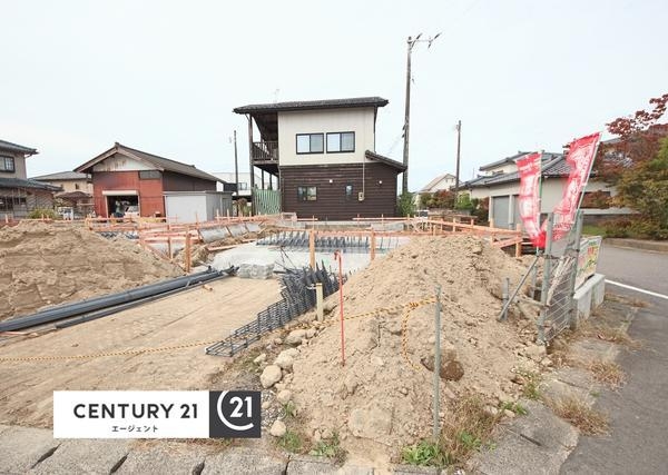 新発田市城北町２丁目の新築一戸建