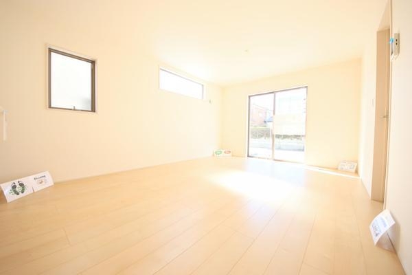 新潟市北区松浜４丁目の新築一戸建