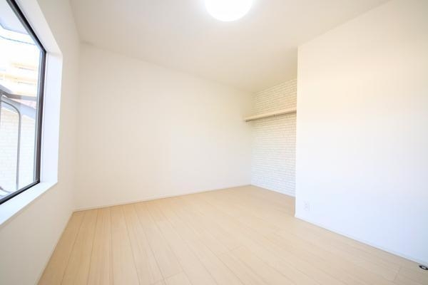 新潟市西区有明町の中古一戸建て