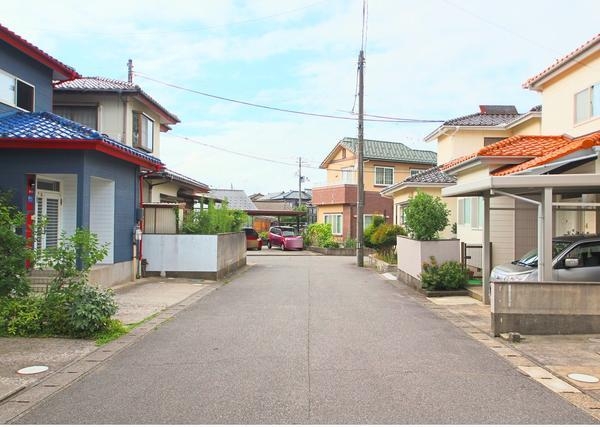 新潟市北区三軒屋町の中古一戸建て