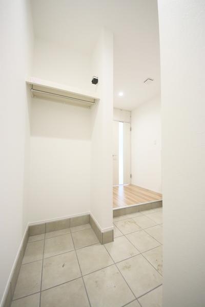 西区小針4丁目　新築戸建