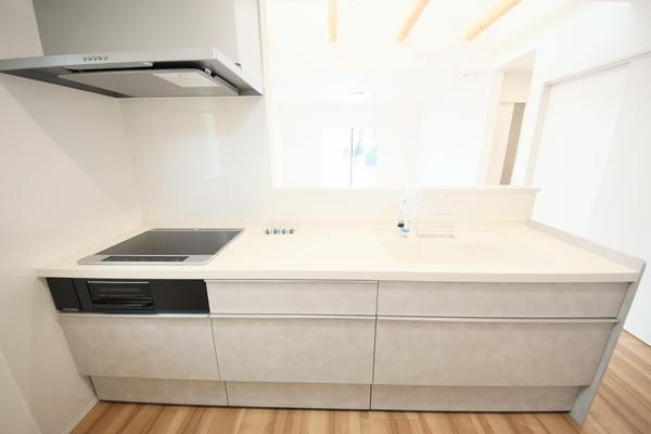 西区小針4丁目　新築戸建