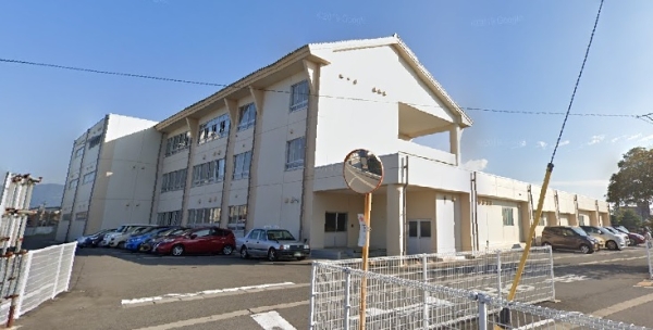五泉市三本木　A棟(五泉市立五泉小学校)
