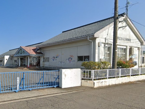 五泉市三本木　A棟(さくら保育園)