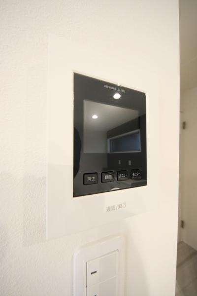 五泉市三本木　A棟