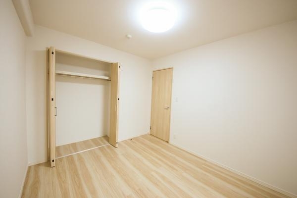 サーパス関屋