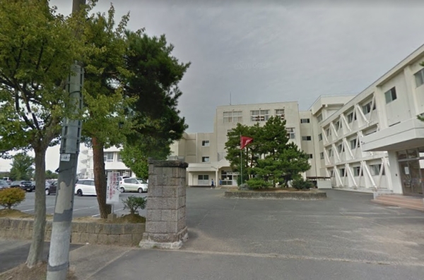 新発田市中曽根町1丁目の新築一戸建(新発田市立猿橋中学校)