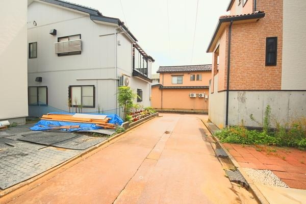 長岡市蔵王1丁目　新築戸建