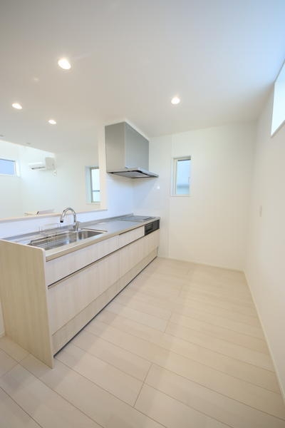 長岡市蔵王1丁目　新築戸建