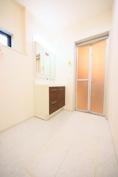 新発田市東新町１丁目の新築一戸建