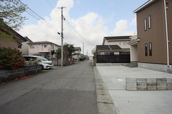 新発田市東新町１丁目の新築一戸建