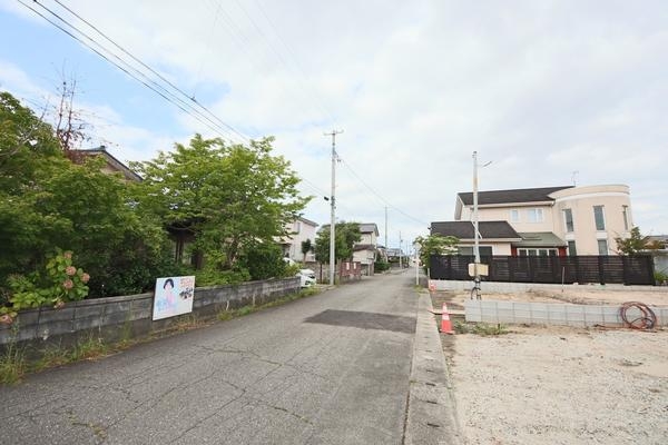 新発田市東新町１丁目の新築一戸建