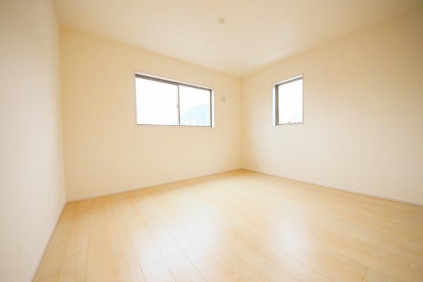 新潟市東区幸栄２丁目の新築一戸建