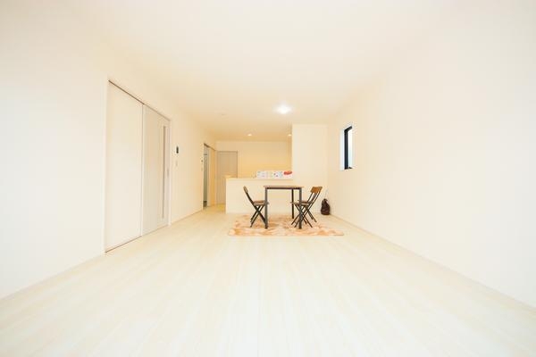 新潟市東区粟山４丁目の新築一戸建