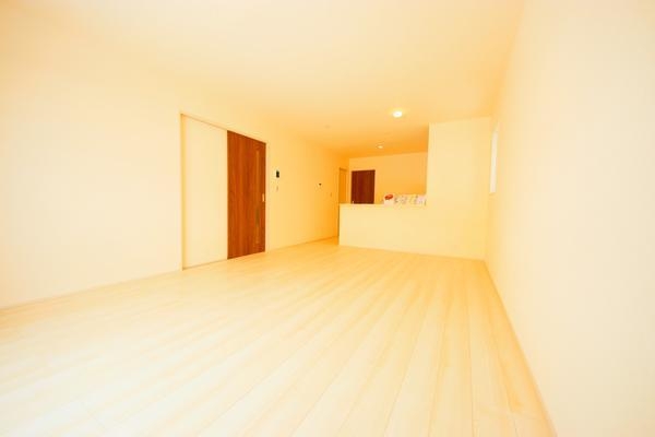新潟市東区粟山４丁目の新築一戸建