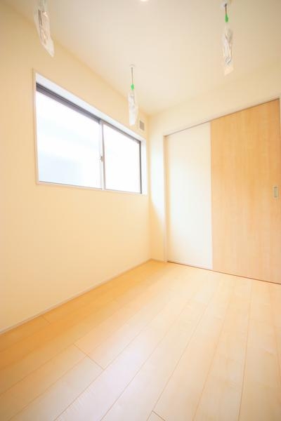 新潟市西区上新栄町６丁目の新築一戸建