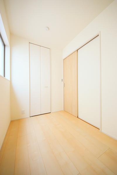 新潟市西区上新栄町６丁目の新築一戸建