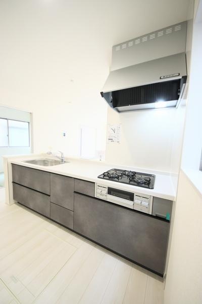 新潟市西区上新栄町６丁目の新築一戸建