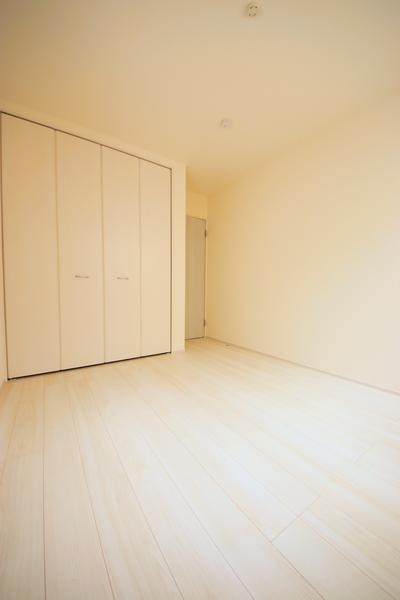 新潟市西区上新栄町６丁目の新築一戸建