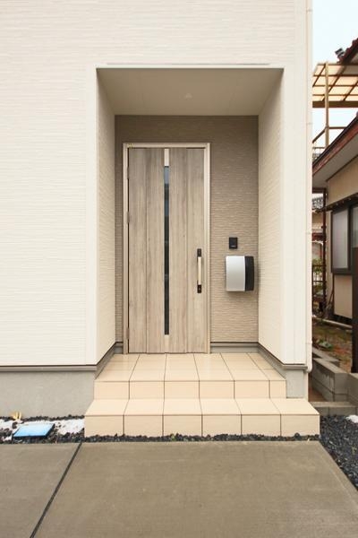 新潟市西区上新栄町６丁目の新築一戸建