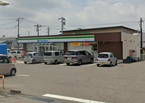 江南区亀田中島第2 4号棟 全4棟(ファミリーマート亀田大月店)