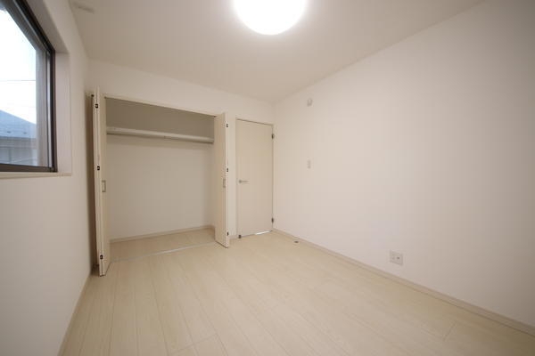 西区小針台　新築戸建　B号棟