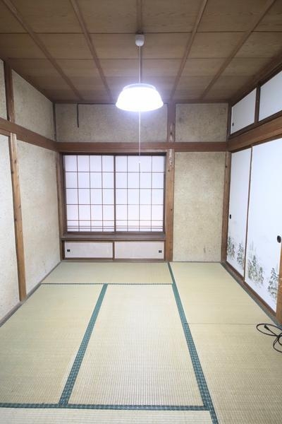 新潟市中央区日の出３丁目の中古一戸建て