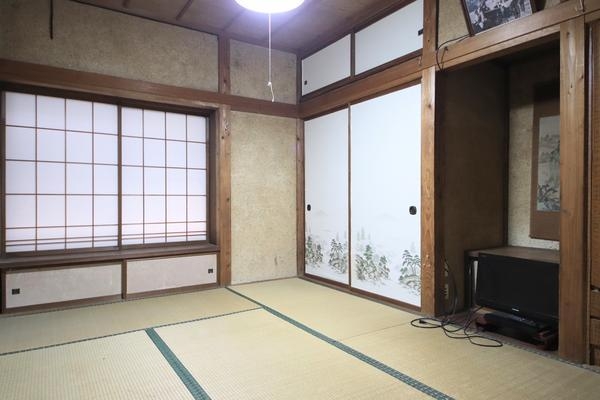 新潟市中央区日の出３丁目の中古一戸建て