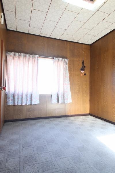 新潟市中央区日の出３丁目の中古一戸建て