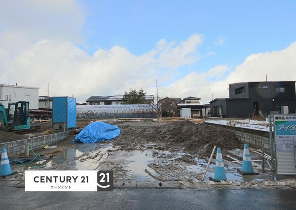 新発田市中曽根町２丁目の新築一戸建