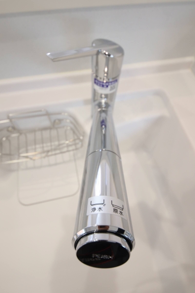 東区白銀1丁目　B棟　新築戸建