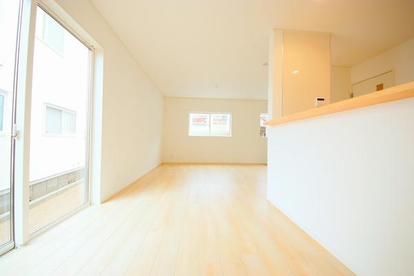 新潟市東区紫竹２丁目の新築一戸建