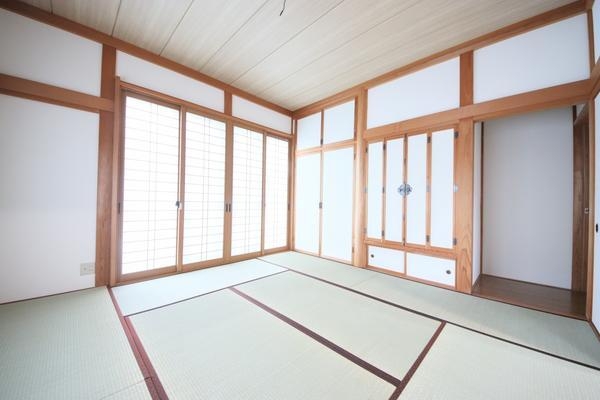 新潟市東区中山８丁目の中古一戸建て