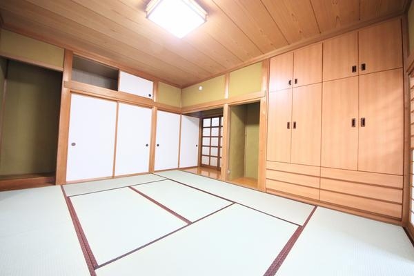 新潟市東区中山８丁目の中古一戸建て