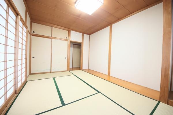 新潟市東区中山８丁目の中古一戸建て