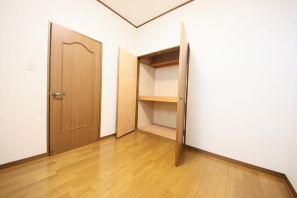 新潟市東区中山８丁目の中古一戸建て