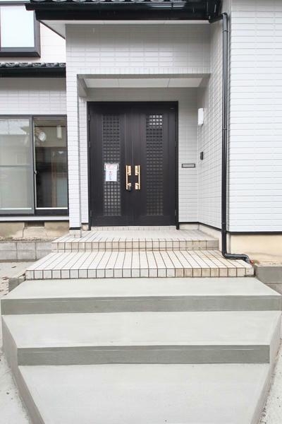新潟市東区中山８丁目の中古一戸建て