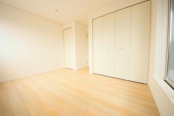 新潟市東区船江町１丁目の新築一戸建