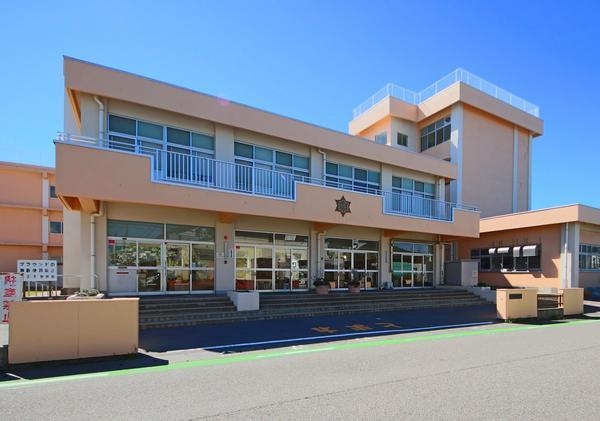 新潟市中央区弁天橋通2丁目の土地(新潟市立山潟小学校)